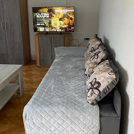 Апартаменты Stan U Centru Grada *